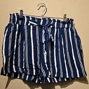 Ambiance Apparel Navy and White Striped High Waist Shorts Women's Size Large